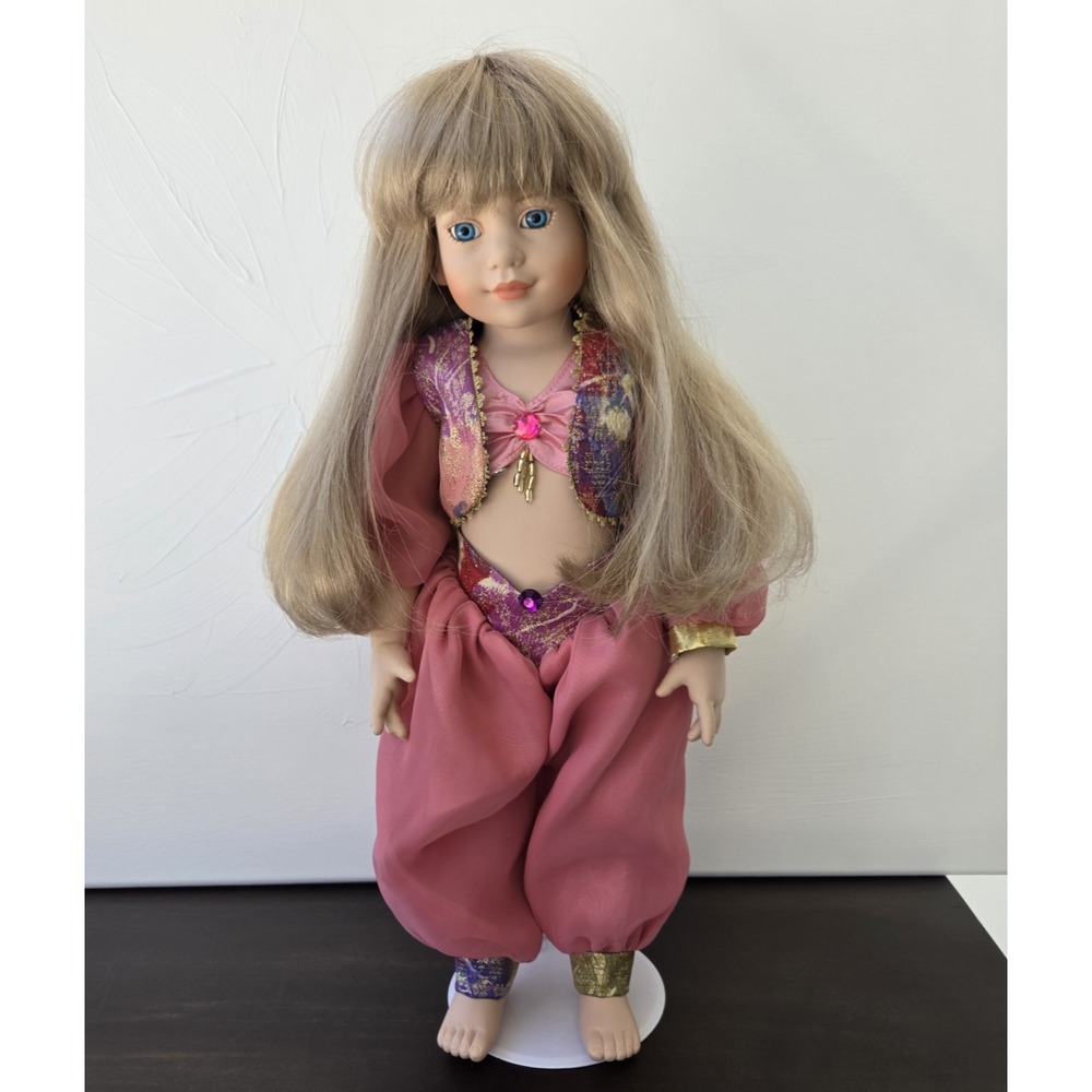 Vintage 1997 Magic Attic Club Alison Of Arabia Doll With Book By Nina Alexander